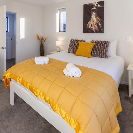 Trendy 3 Bedroom 2 Bath Residence, Central City Christchurch Dış mekan fotoğraf